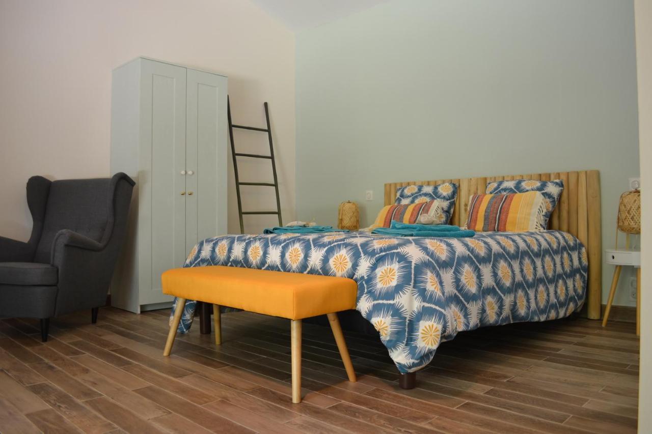 La Romagnolette Bed & Breakfast Saint-Restitut Ngoại thất bức ảnh